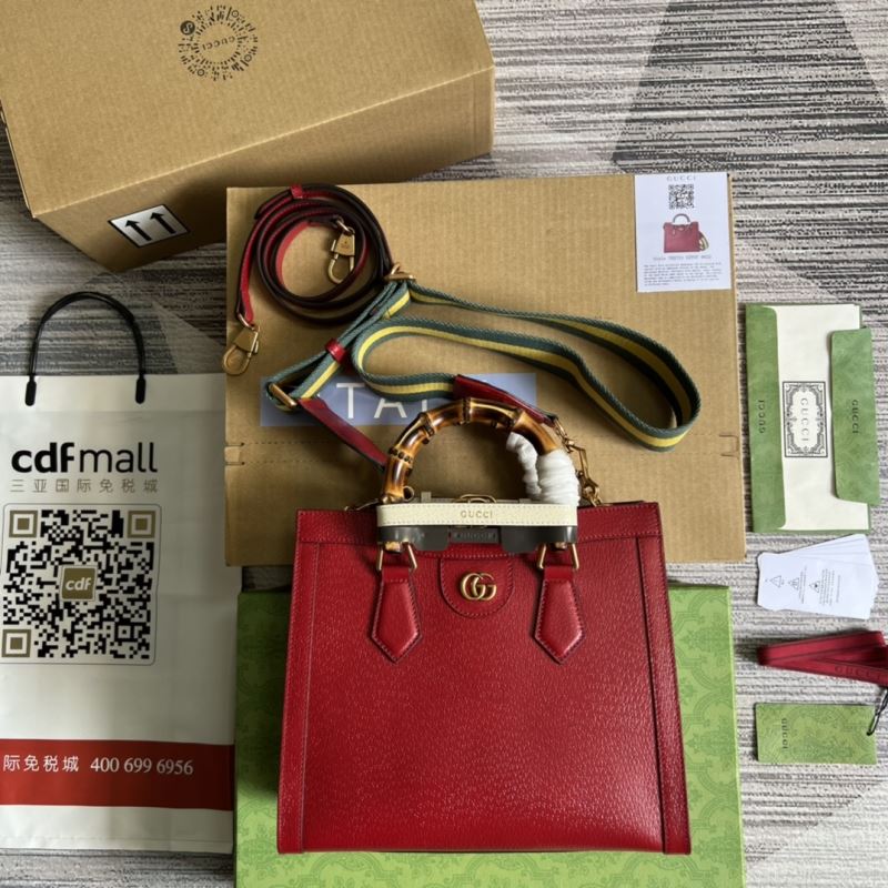 Gvc*1 tote bags